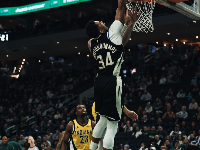 字母哥伤病隐患威胁雄鹿季后赛前景