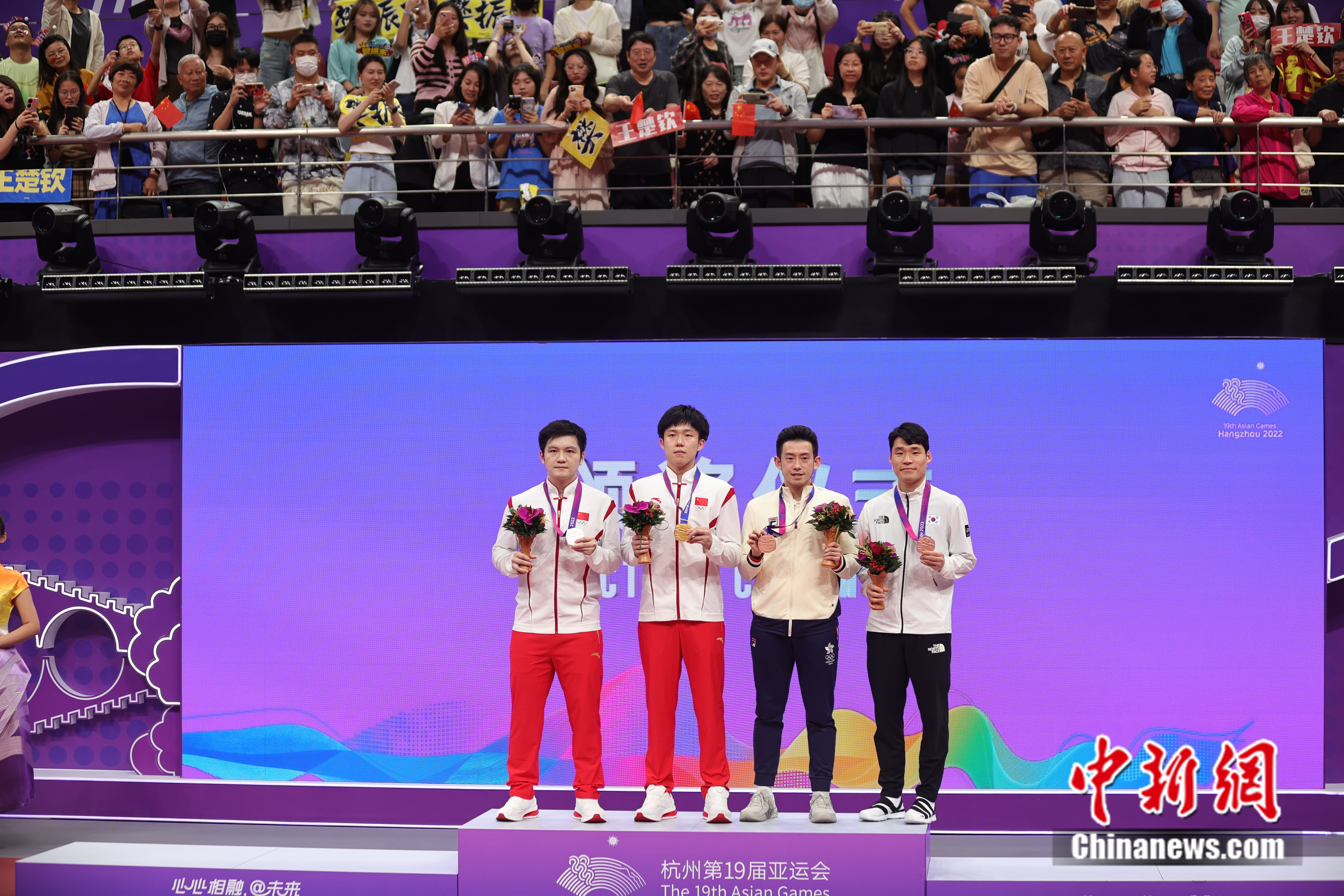 王楚钦亚运会夺冠回顾世乒赛失利历程