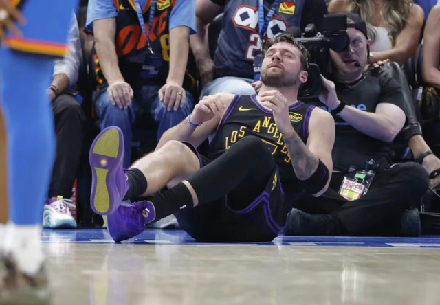 湖人惨败雷霆东契奇伤退冲击赛季最佳阵容