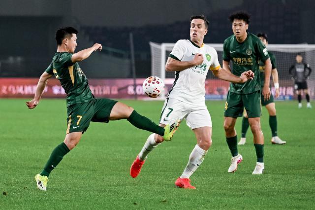 浙江队0比0逼平国安，五轮不胜终结