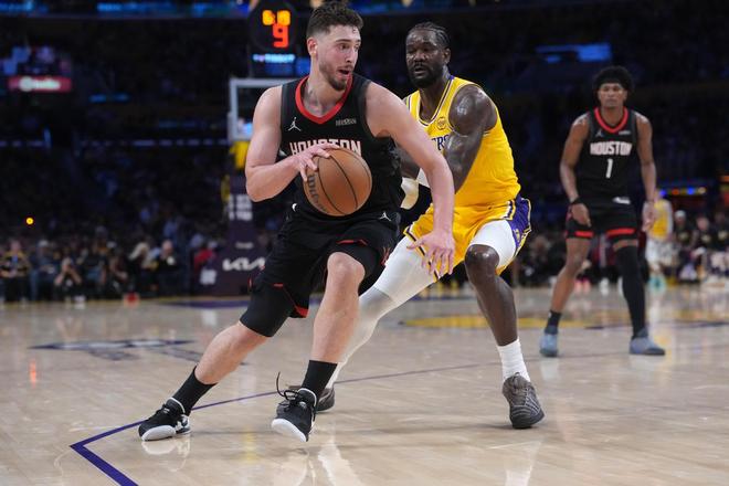 火箭队G1失利暴露命中率短板 前场篮板优势成G