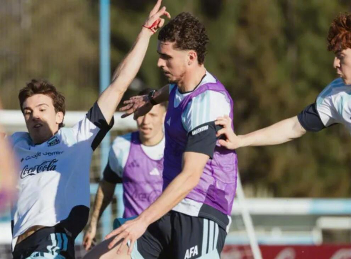 阿根廷前锋帕尼切利右膝前交叉韧带断裂 赛季报